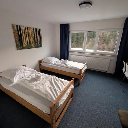 Freizeitheim Jugendhotel Ec Oberschlauersbach Ggmbh Bed & Breakfast *